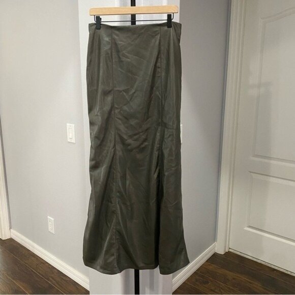 Nanushka Carlotta Faux Leather Hunter Green Maxi Skirt Fall Size Large Grunge - Picture 10 of 11